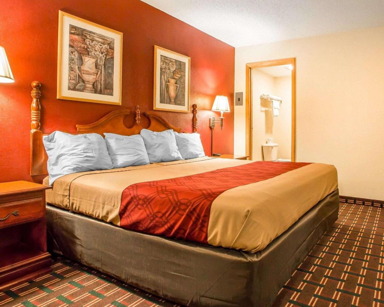 Montpelier Rodeway Inn מראה חיצוני תמונה