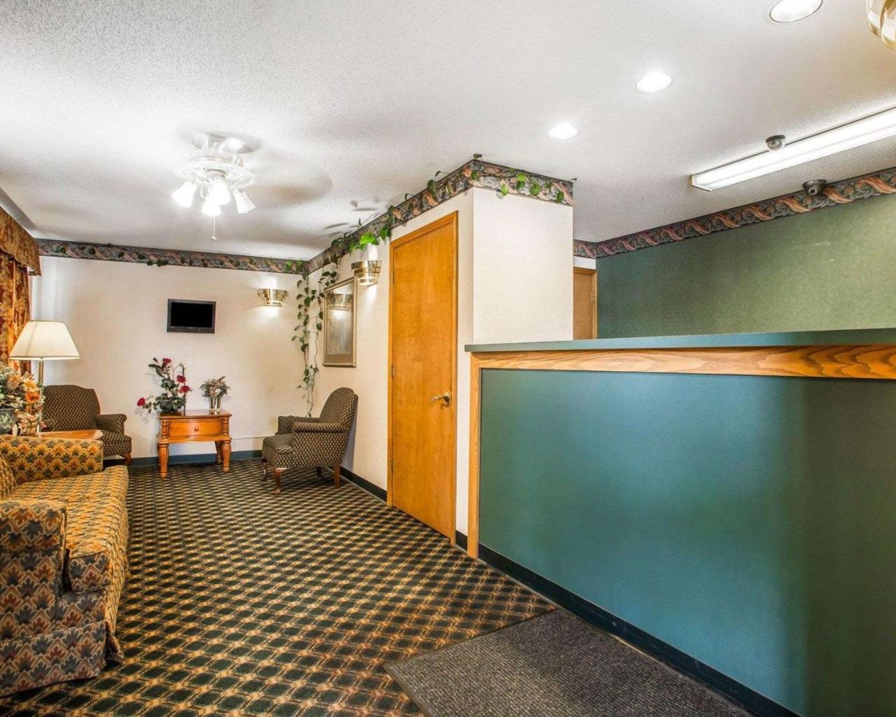 Montpelier Rodeway Inn מראה חיצוני תמונה
