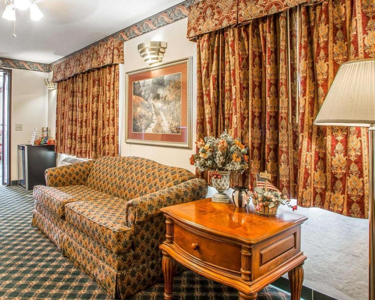 Montpelier Rodeway Inn מראה חיצוני תמונה