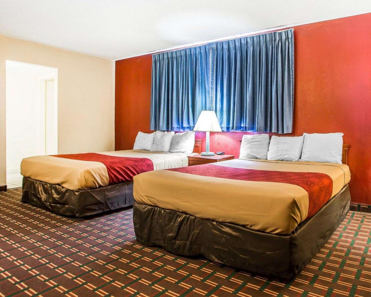 Montpelier Rodeway Inn מראה חיצוני תמונה