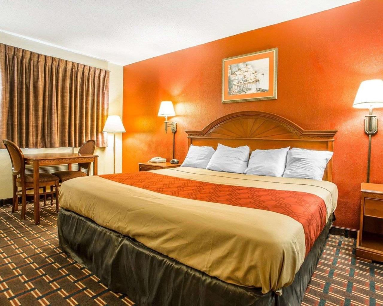 Montpelier Rodeway Inn מראה חיצוני תמונה