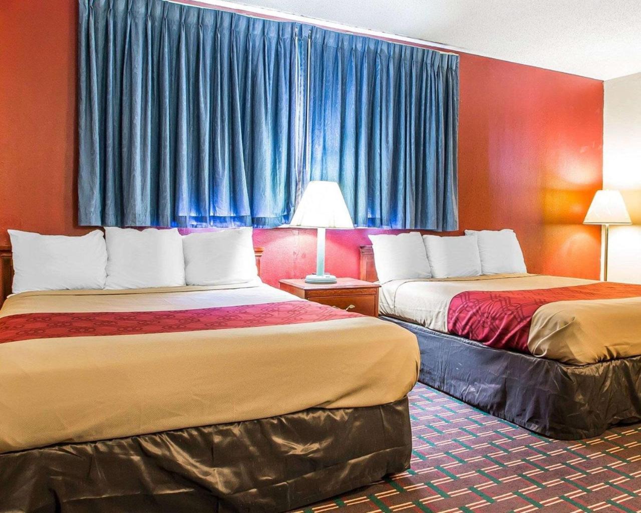 Montpelier Rodeway Inn מראה חיצוני תמונה
